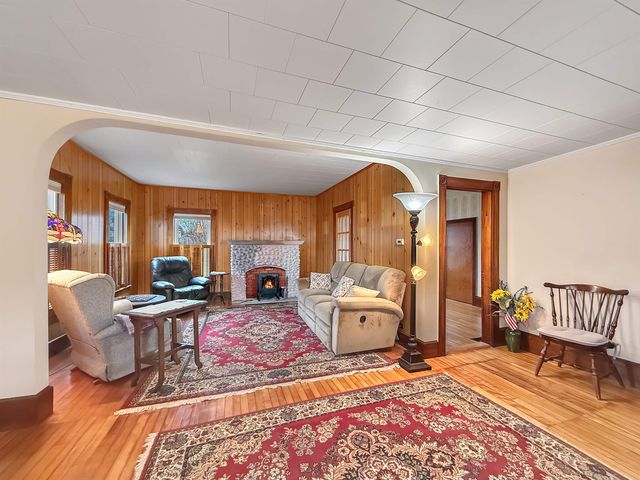 58 Pleasant Street, Colebrook, NH 03576