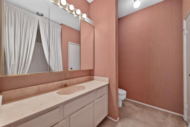 360 Wilcrest Drive 360, Houston, TX 77042