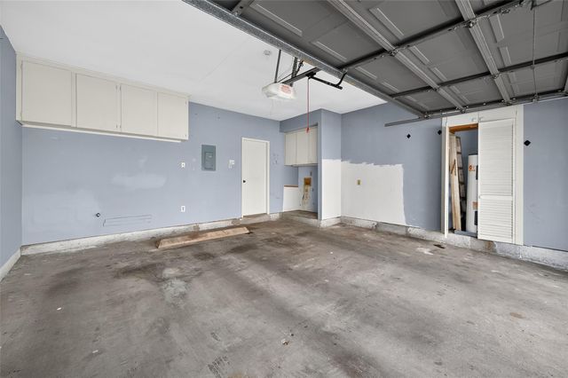 360 Wilcrest Drive 360, Houston, TX 77042