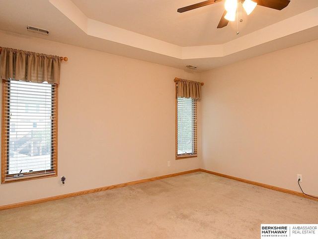 6008 S 159th Avenue, Omaha, NE 68135