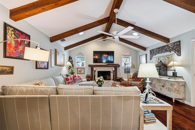 606 GROVEWOOD LANE, Largo, FL 33770