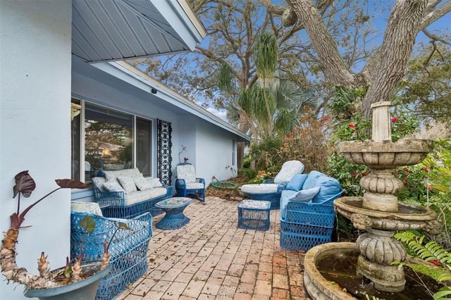 606 GROVEWOOD LANE, Largo, FL 33770