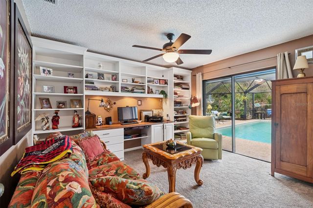 606 GROVEWOOD LANE, Largo, FL 33770