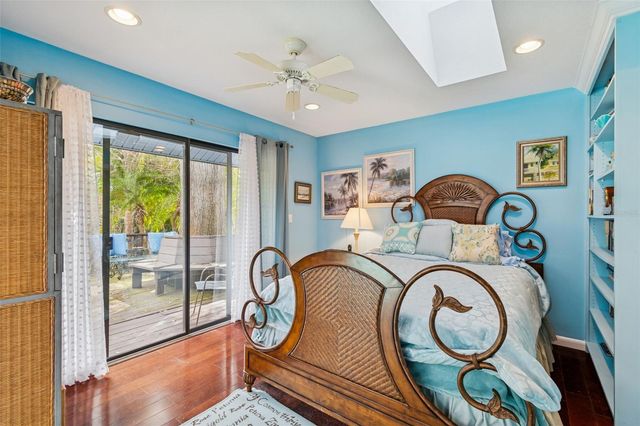 606 GROVEWOOD LANE, Largo, FL 33770