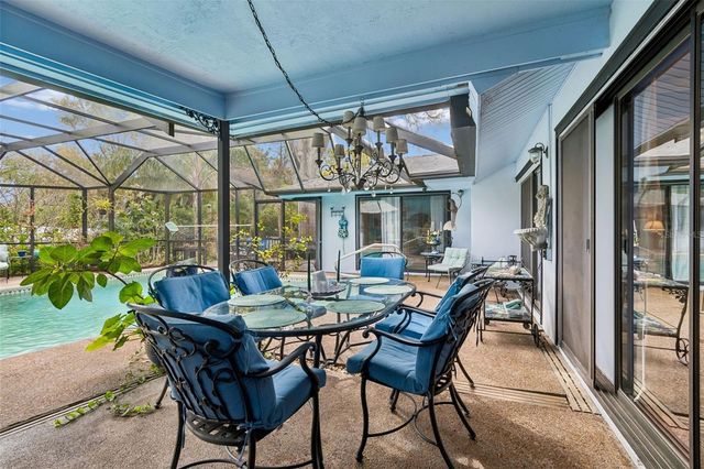 606 GROVEWOOD LANE, Largo, FL 33770