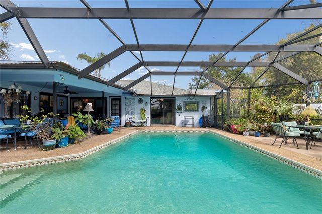 606 GROVEWOOD LANE, Largo, FL 33770