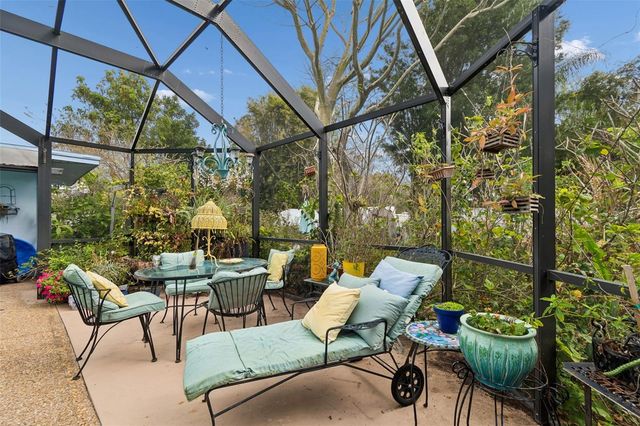 606 GROVEWOOD LANE, Largo, FL 33770