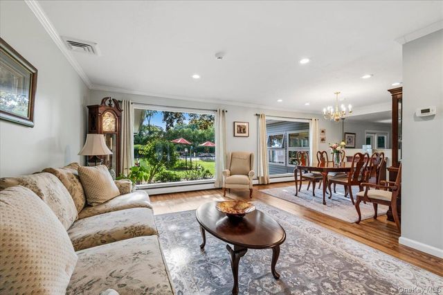 39 Merrivale Drive, Smithtown, NY 11787