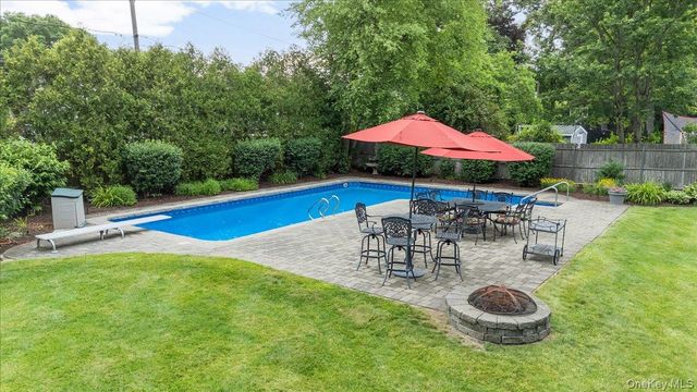 39 Merrivale Drive, Smithtown, NY 11787