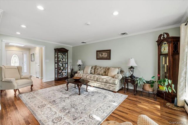 39 Merrivale Drive, Smithtown, NY 11787