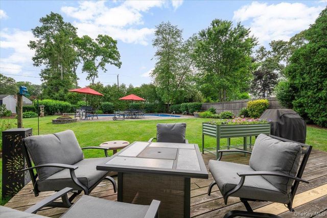 39 Merrivale Drive, Smithtown, NY 11787