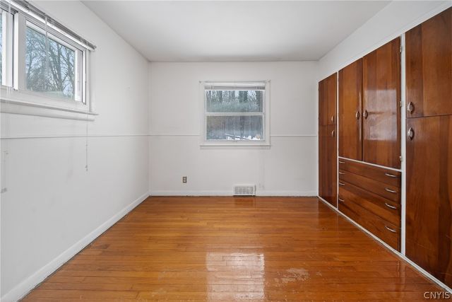 110 Oakley Drive, Cicero, NY 13212