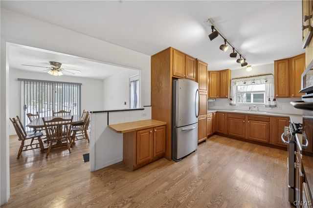 110 Oakley Drive, Cicero, NY 13212