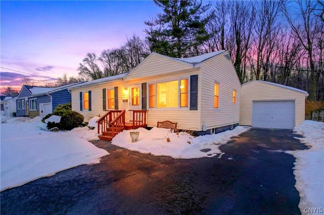 110 Oakley Drive, Cicero, NY 13212