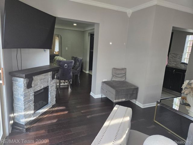 439 N Vernon Street, Dearborn, MI 48128