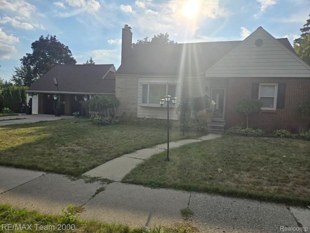 439 N Vernon Street, Dearborn, MI 48128