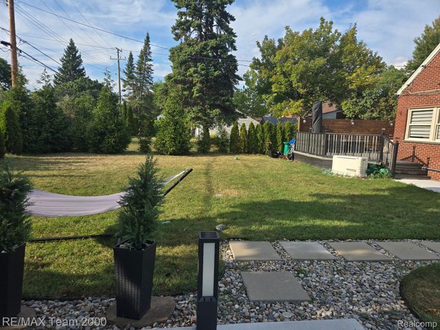 439 N Vernon Street, Dearborn, MI 48128