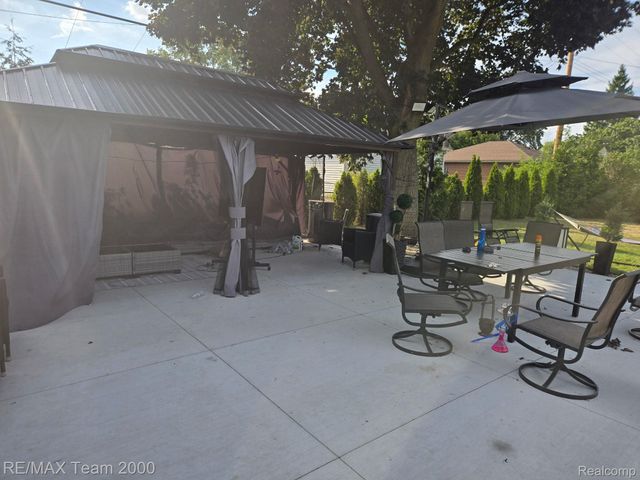 439 N Vernon Street, Dearborn, MI 48128