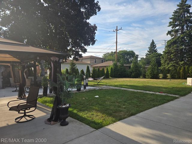 439 N Vernon Street, Dearborn, MI 48128