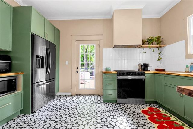 1608 Carroll NW Drive, Atlanta, GA 30318