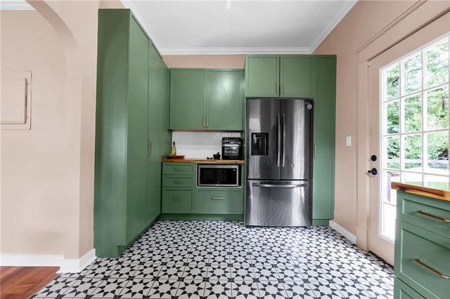 1608 Carroll NW Drive, Atlanta, GA 30318