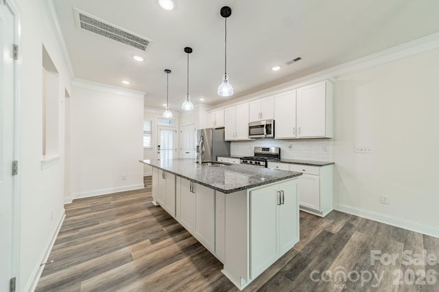202 Waterlynn Ridge Road F, Mooresville, NC 28117