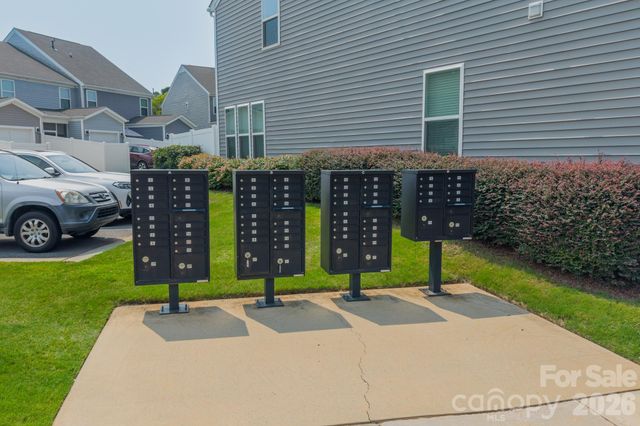202 Waterlynn Ridge Road F, Mooresville, NC 28117
