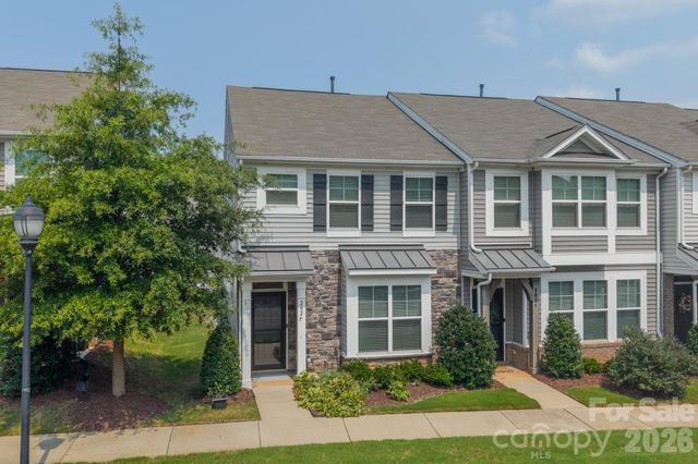 202 Waterlynn Ridge Road F, Mooresville, NC 28117