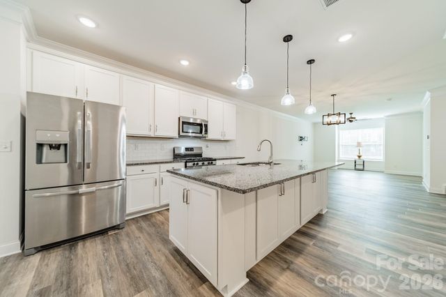 202 Waterlynn Ridge Road F, Mooresville, NC 28117