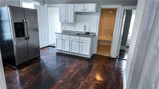 72 Ford Street, Providence, RI 02907