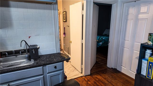 72 Ford Street, Providence, RI 02907