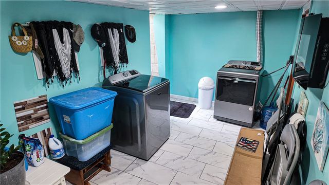 72 Ford Street, Providence, RI 02907