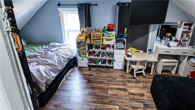 72 Ford Street, Providence, RI 02907