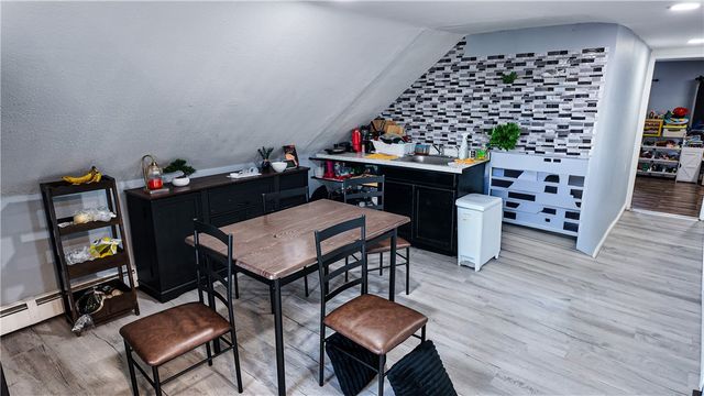 72 Ford Street, Providence, RI 02907