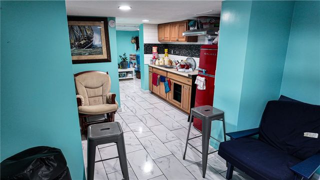 72 Ford Street, Providence, RI 02907