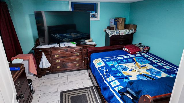 72 Ford Street, Providence, RI 02907