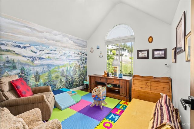 7224 Sunset Avenue NE, Bremerton, WA 98311