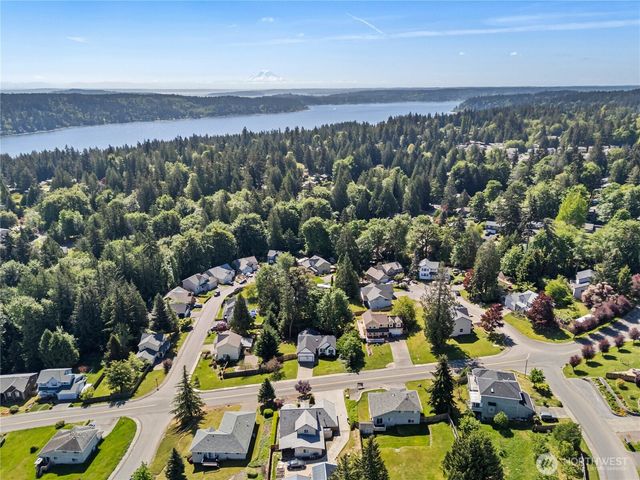 7224 Sunset Avenue NE, Bremerton, WA 98311