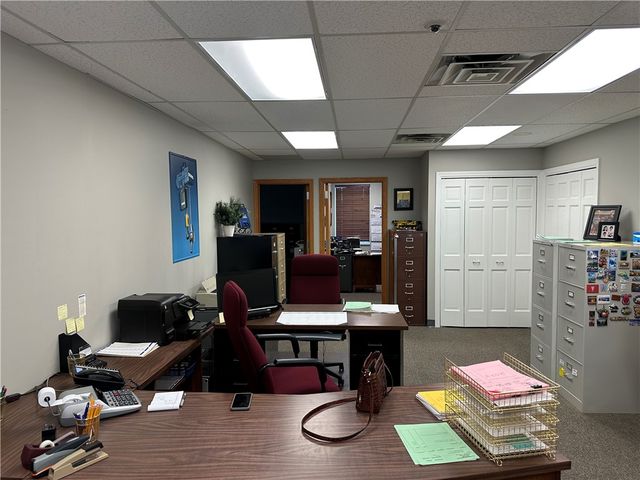 25 Gill Hall, Pleasant Hills, PA 15025