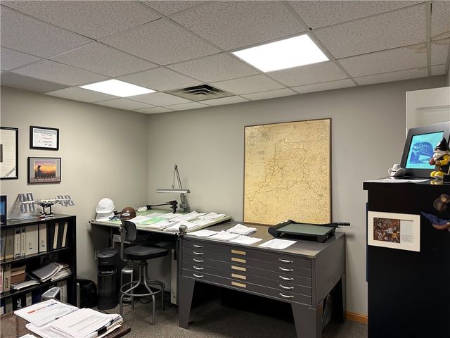 25 Gill Hall, Pleasant Hills, PA 15025