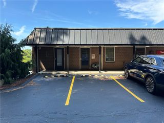 25 Gill Hall, Pleasant Hills, PA 15025