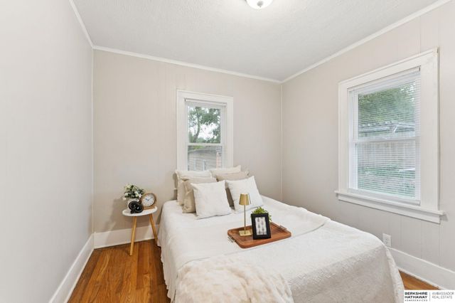 6460 Parker Street, Omaha, NE 68104