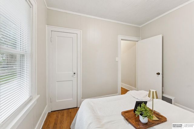 6460 Parker Street, Omaha, NE 68104