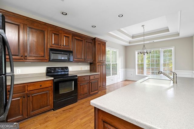 56 Edgar Drive, Commerce, GA 30529