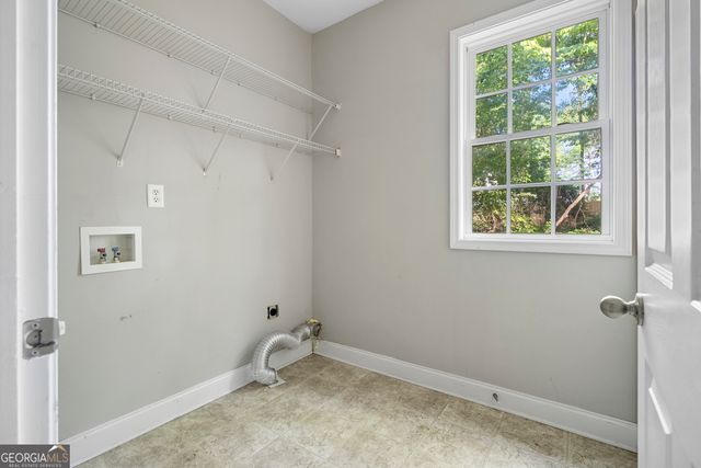56 Edgar Drive, Commerce, GA 30529