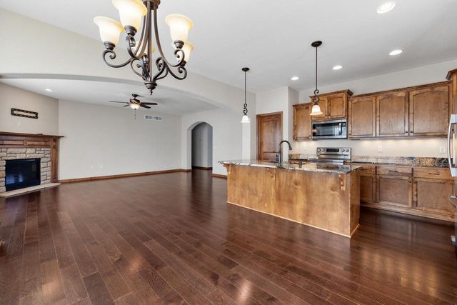 N73W29015 Bark River ROAD, Hartland, WI 53029