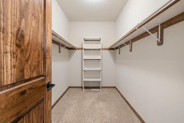 N73W29015 Bark River ROAD, Hartland, WI 53029