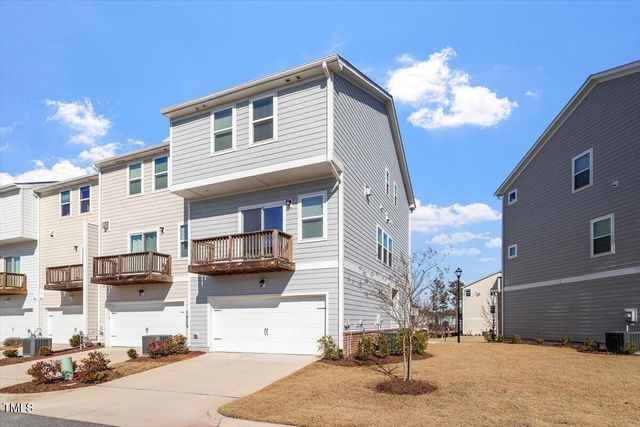1018 Salt Glaze Lane, Cary, NC 27519