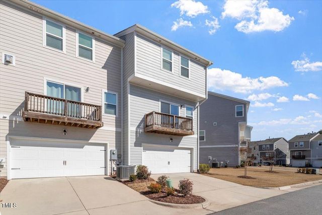 1018 Salt Glaze Lane, Cary, NC 27519