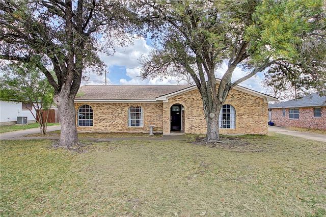 2909 Woodmeadow Drive, Bryan, TX 77802
